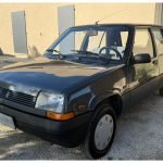 Renault-Supercinque-main